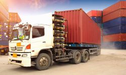 العراق حقق قفزة كبيرة في سرعة عبور التجارة الدولية البرية